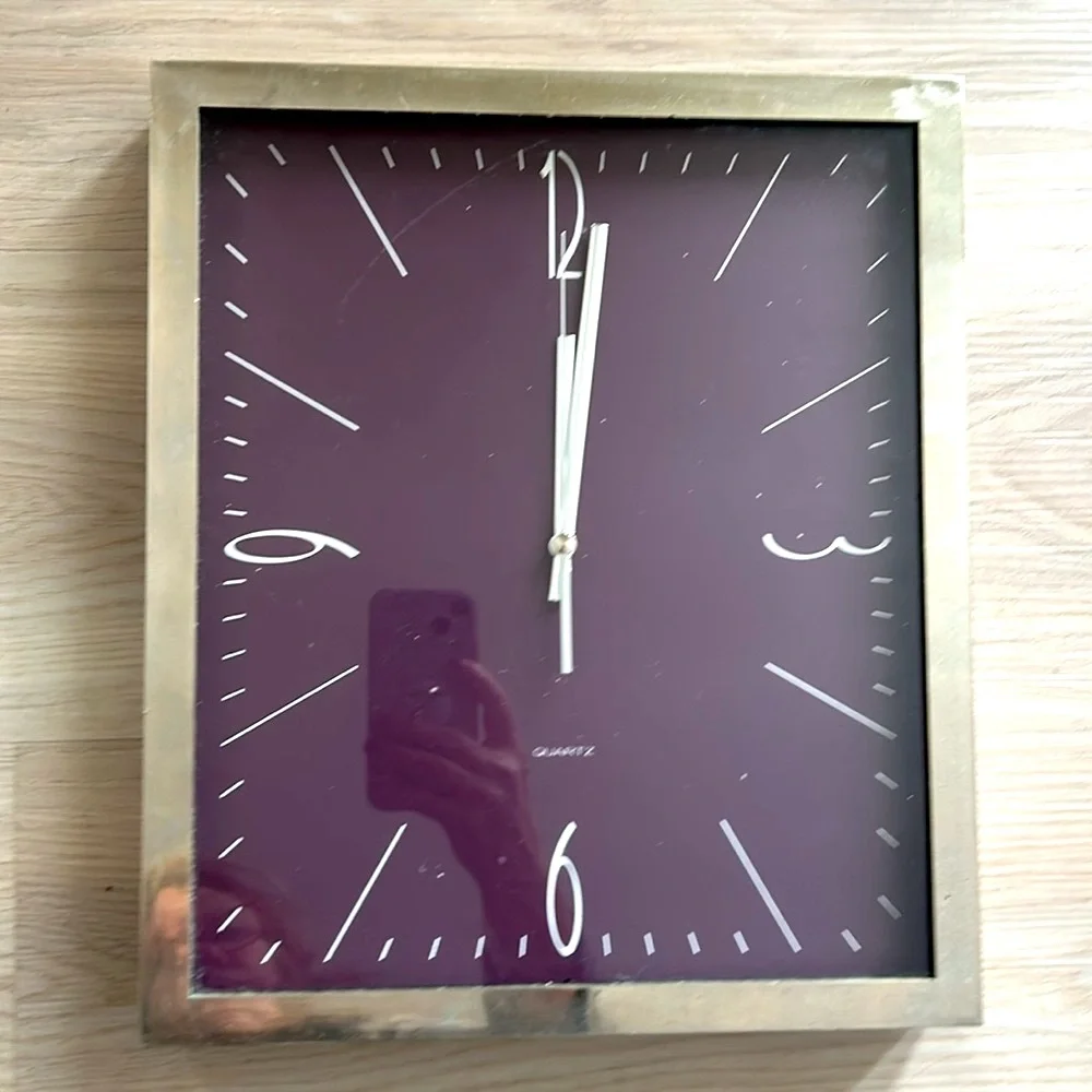 Wall Clock/Freestanding Silver Purple Retro Vintage